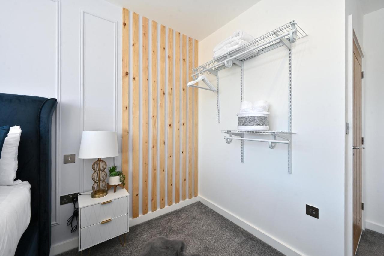 Spacious Designer 2Br Executive Apt, Near Beach & Marina, Central Location Ramsgate Exterior photo