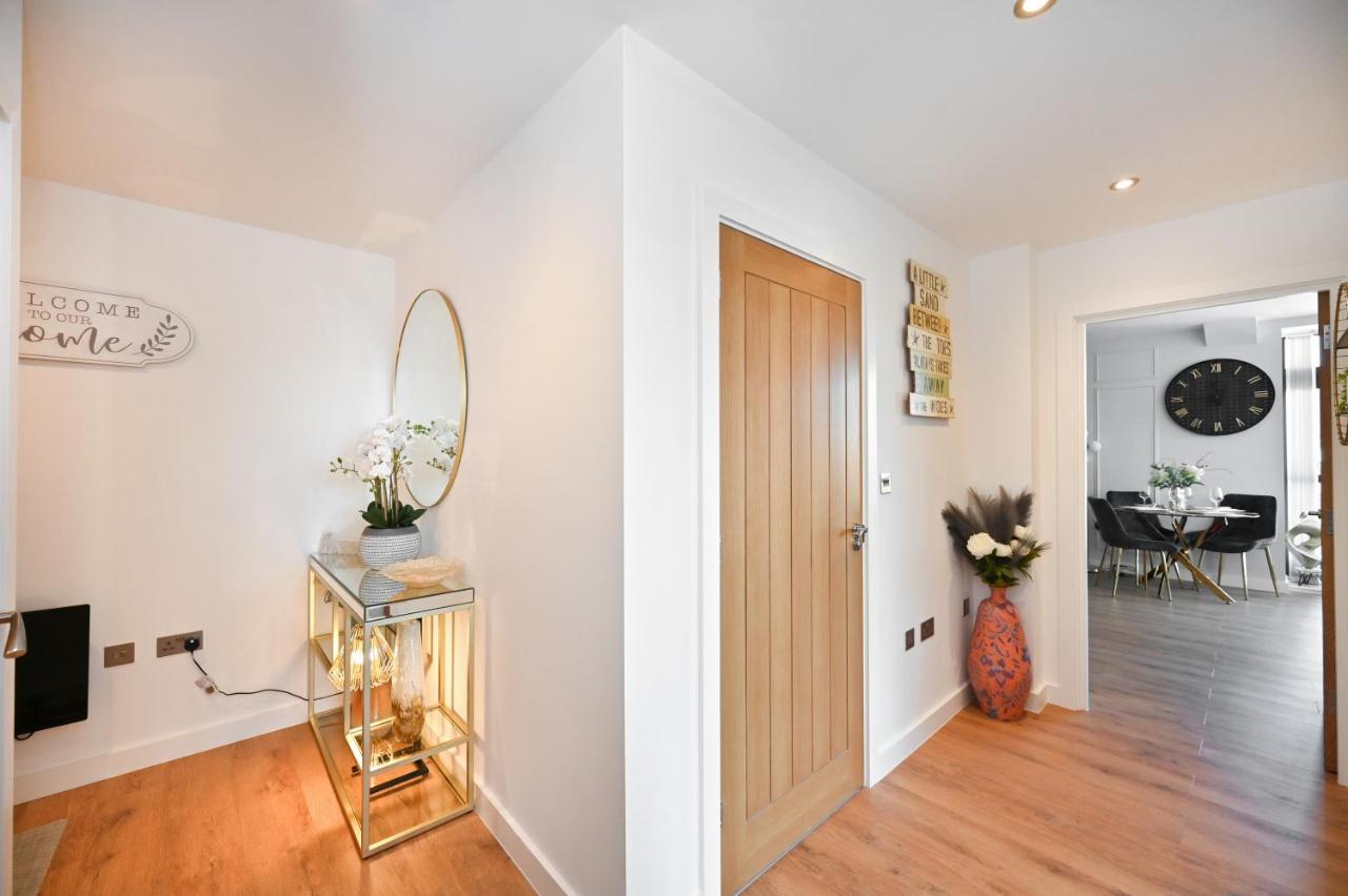Spacious Designer 2Br Executive Apt, Near Beach & Marina, Central Location Ramsgate Exterior photo